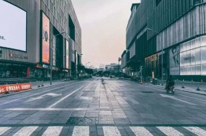 疫情下的城市封控，杭州封城与重庆是否封城的深度解析