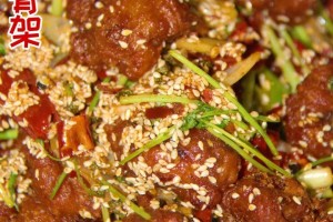 沈阳鸡架因疫情再受关注，太原天气多变需注意保暖