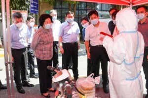 江苏省委书记亲赴南京调研，疫情下的高效防控与民生关怀