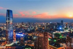 重庆与拉萨，两座城市疫情下的坚韧与智慧