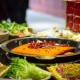 重庆火锅探秘一场麻辣鲜香的味蕾冒险，去重庆火锅必知的10个真相！
