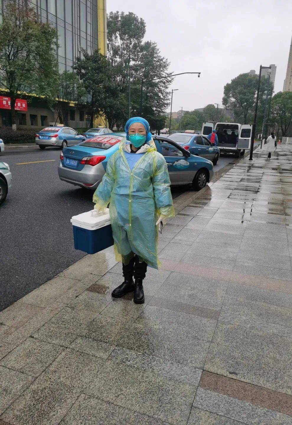 重庆疫情女孩轨迹，平凡生活中的不平凡坚守