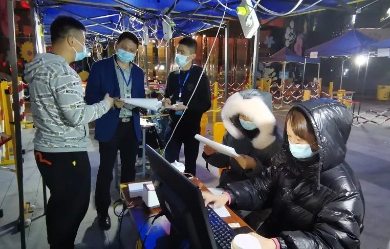 重庆疫情管理措施，精准防控与民生保障的双重实践