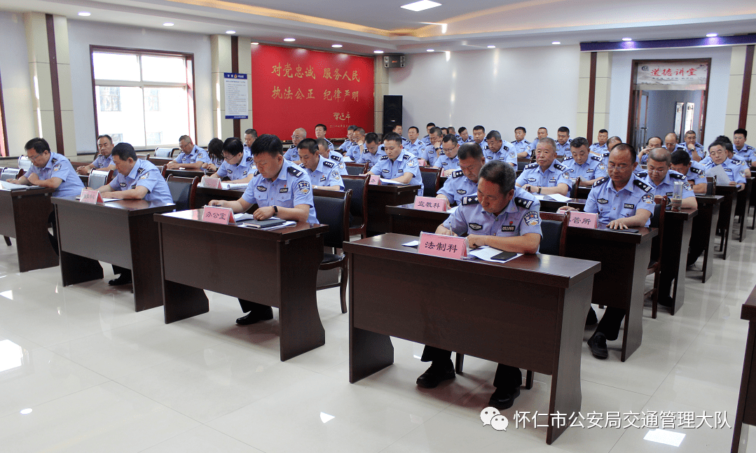 重庆市新冠疫情防控办公室，筑牢疫情防线，守护山城平安