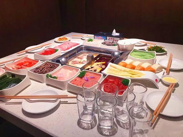 重庆火锅店营业时间全攻略，夜猫子与早鸟的美食天堂
