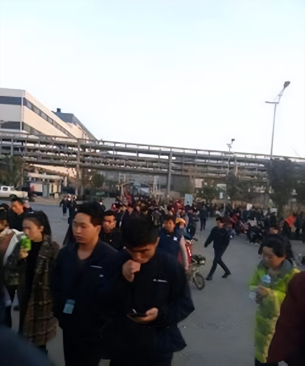 郑州富士康万人火拼事件，真相、影响与深层反思
