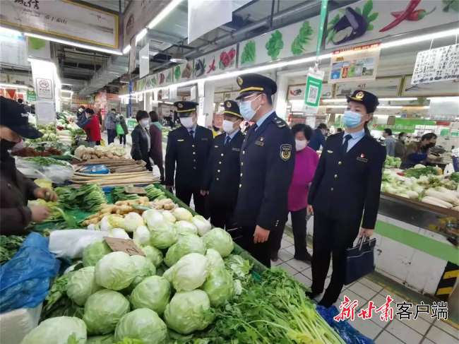 郑州防疫物资供应充足，市民生活无忧，政府保障有力