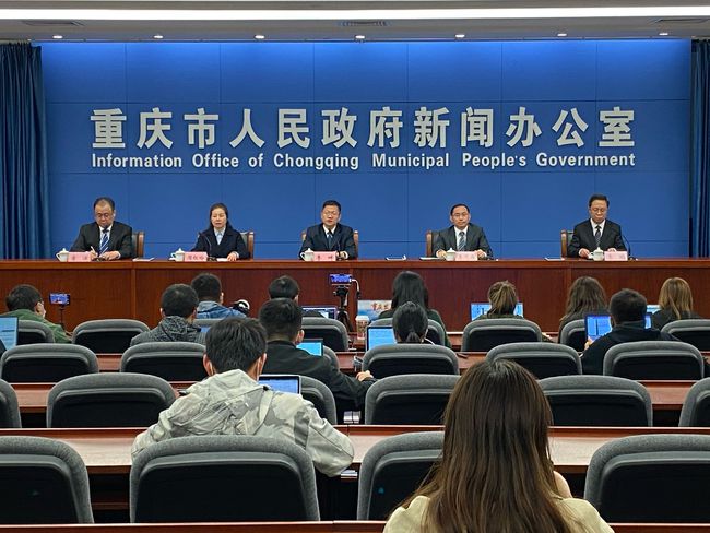 疫情下的城市管控，重庆封城与呼和浩特出行政策解析