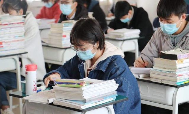 疫情下太原学校停课，杭州学生还能正常上学吗？