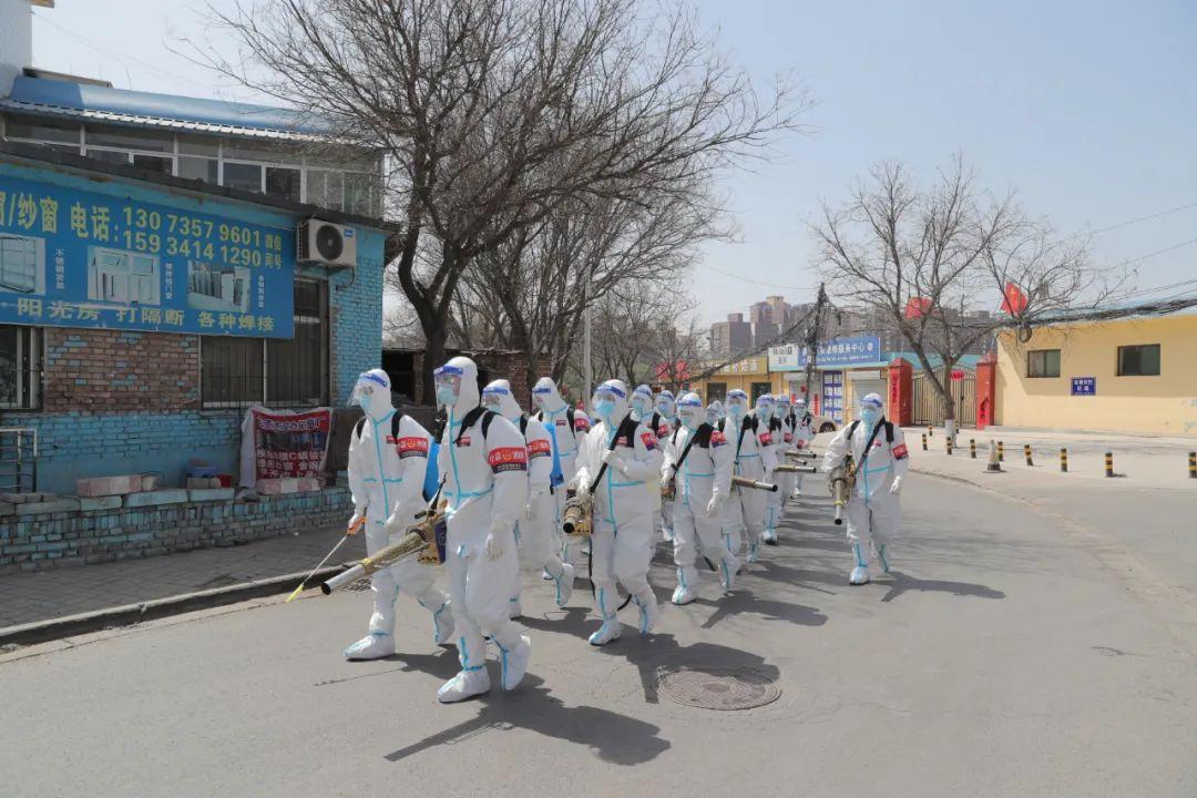 疫情下的城市坚守，太原小区与长春封闭管理的深度观察