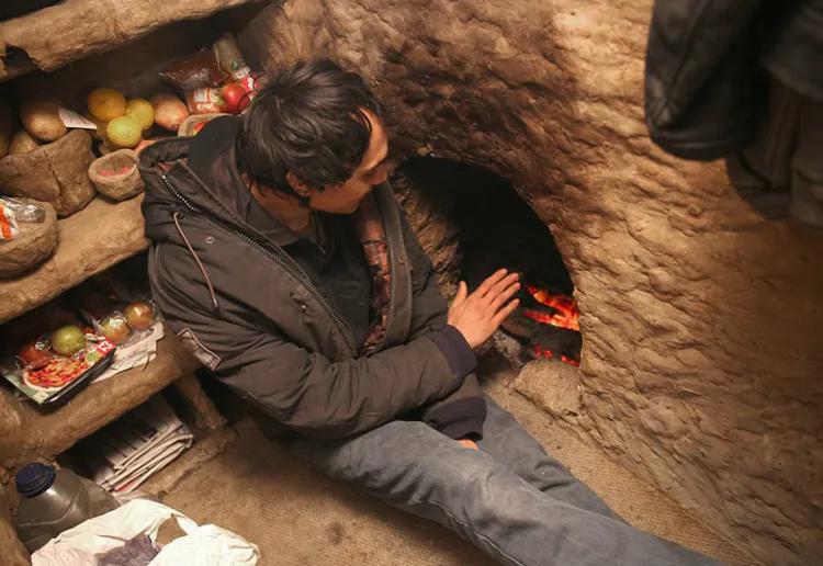疫情下四川人的深山避难记，逃离城市，回归自然的生存实验