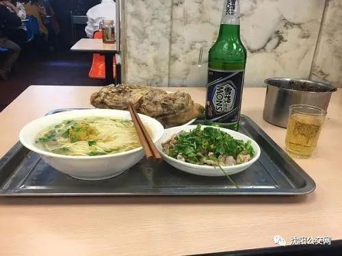 疫情后沈阳鸡架火爆出圈 长沙吃货也疯狂追捧