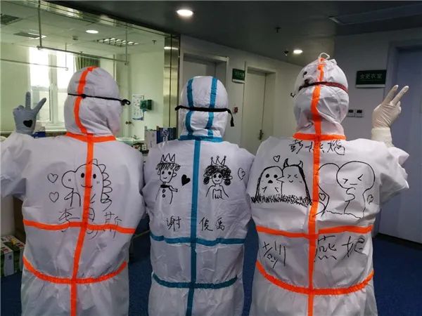云南疫情最新动态与武汉防控经验，两地抗疫对比与启示