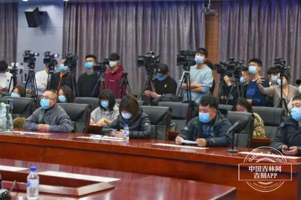 云南、吉林疫情最新动态，防控措施升级，专家解读未来趋势