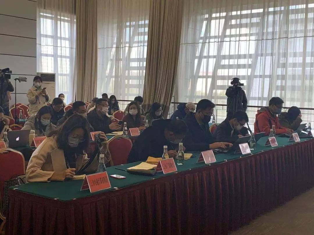 疫情下的昆明，爱心人士筑起温暖防线