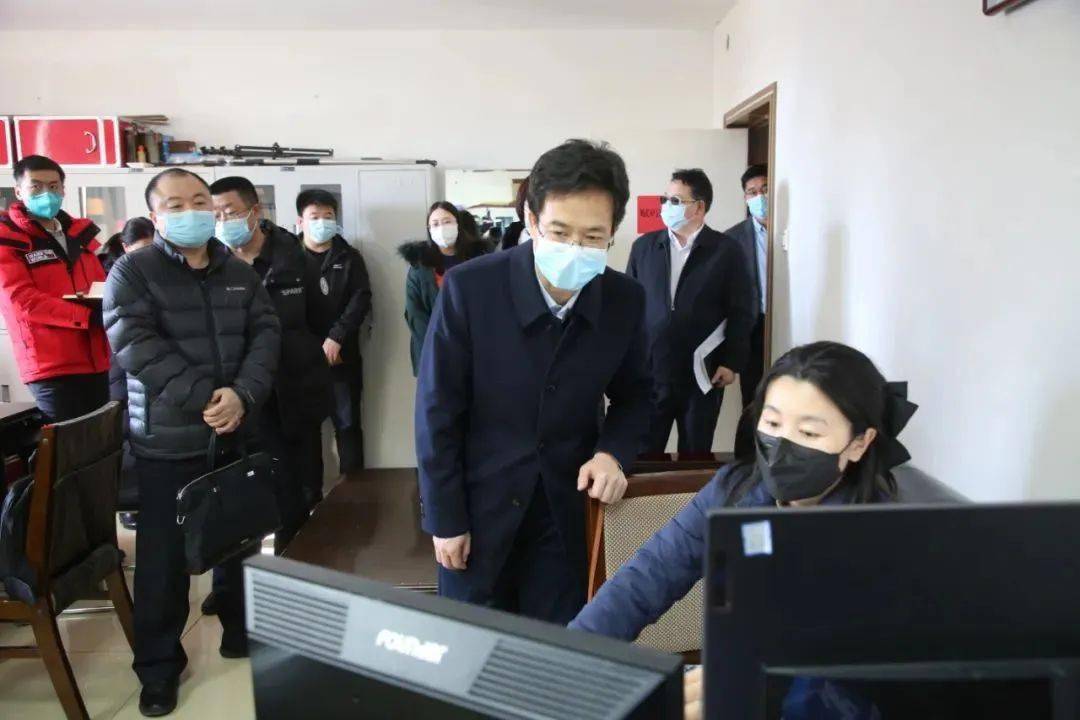 呼和浩特市长贺海东，抗疫一线的坚守与担当