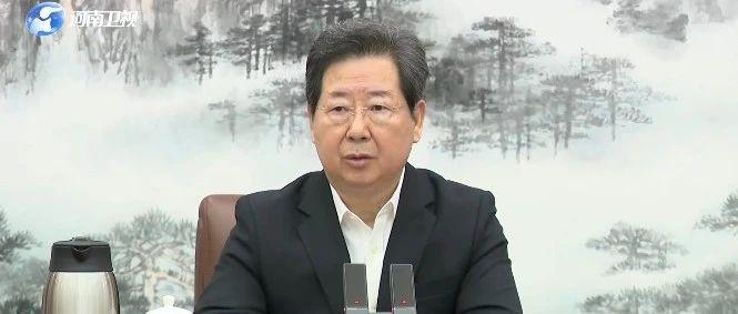 疫情时期的河南省委书记楼阳生，一位重庆人的担当与使命