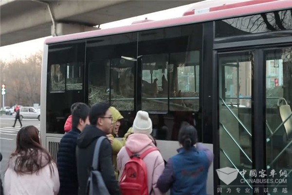 疫情下杭州公交车扫码乘车全攻略，福州乘客能扫吗？