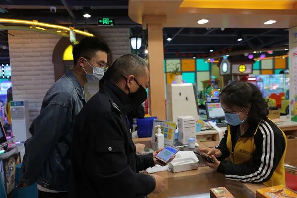 疫情下的娱乐场所现状，哈尔滨KTV恢复营业，济南何时开门？