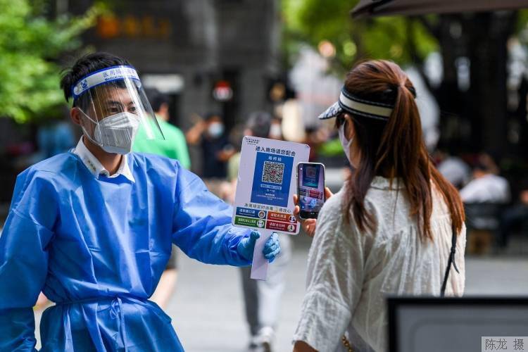 上海新增疫情反弹，防控措施再升级，市民生活如何应对？