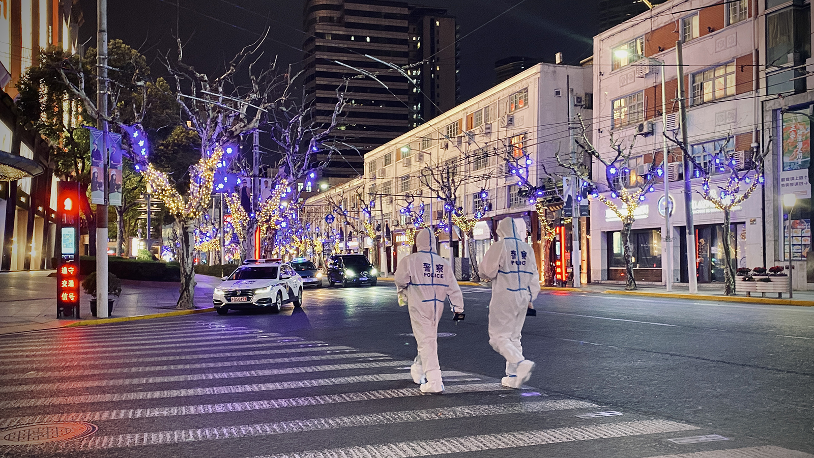疫情下的南京西路，繁华街区的静默与重生