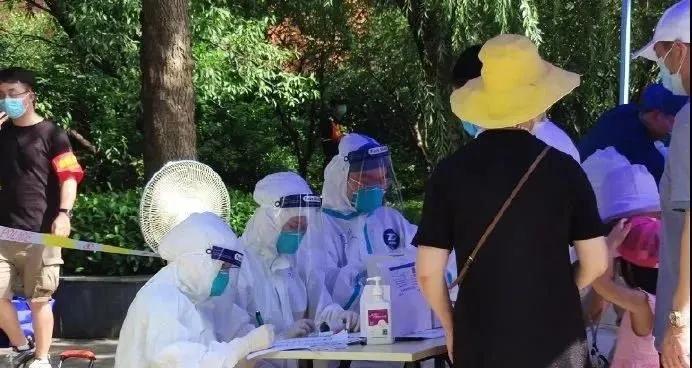 南京机场疫情溯源，香港航班查询成关键线索