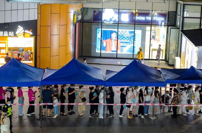 南京机场疫情再起，上海是否受波及？最新疫情动态解析