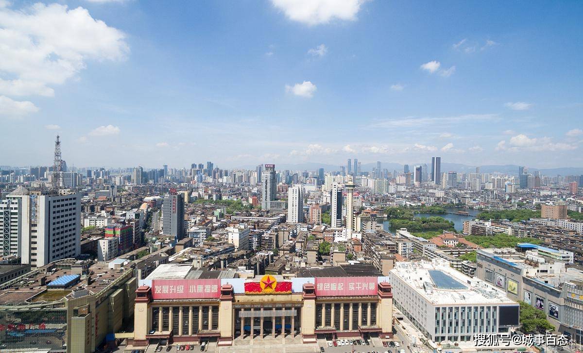 疫情下的江西南昌，坚韧与希望的城市篇章