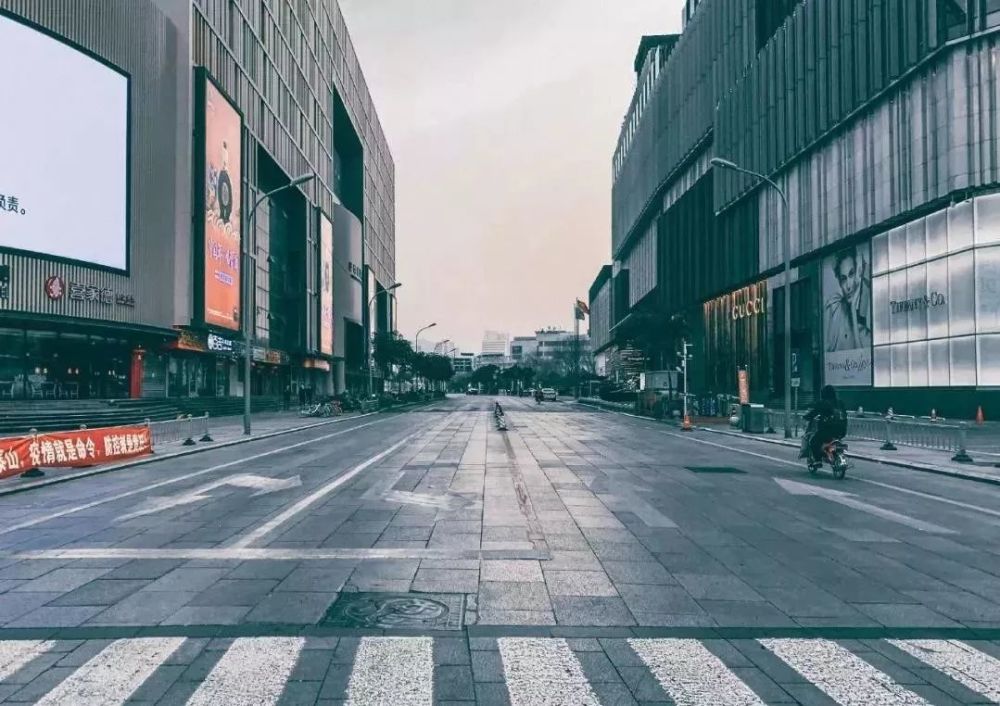 疫情下的城市封控，杭州封城与重庆是否封城的深度解析