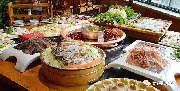乌鲁木齐这家火锅店，凭什么让本地人排队3小时也要吃？