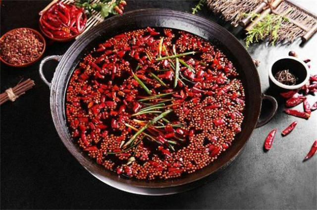 乌鲁木齐市火锅店在哪里？最全火锅店指南与美食推荐