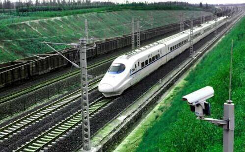 突发！通往哈尔滨的火车停运，旅客滞留，官方回应来了