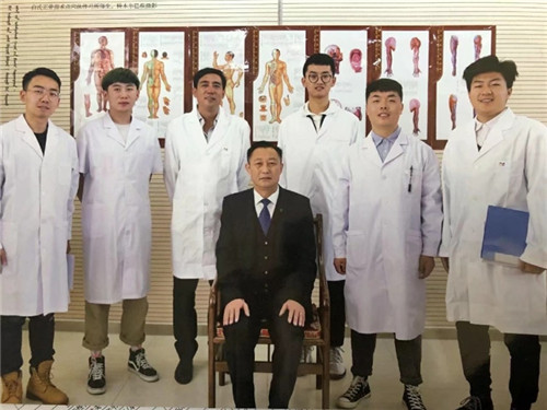 独家揭秘天津中医大师的传奇人生与千年医术传承