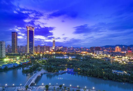 石家庄在杭州吗？揭秘两座城市的地理关系与文化差异