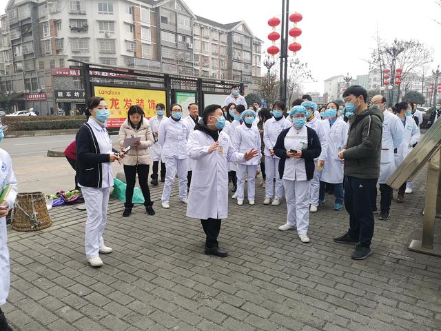 石家庄疫情中的温暖瞬间，那些令人泪目的感动事件