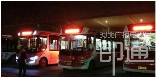 石家庄131路末班车，城市夜归人的温暖守候