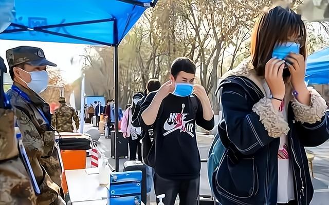 沈阳疫情下的大学生，提前放假的喜与忧