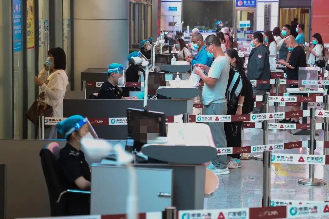 沈阳机场防疫措施全面升级，打造安全高效出行环境