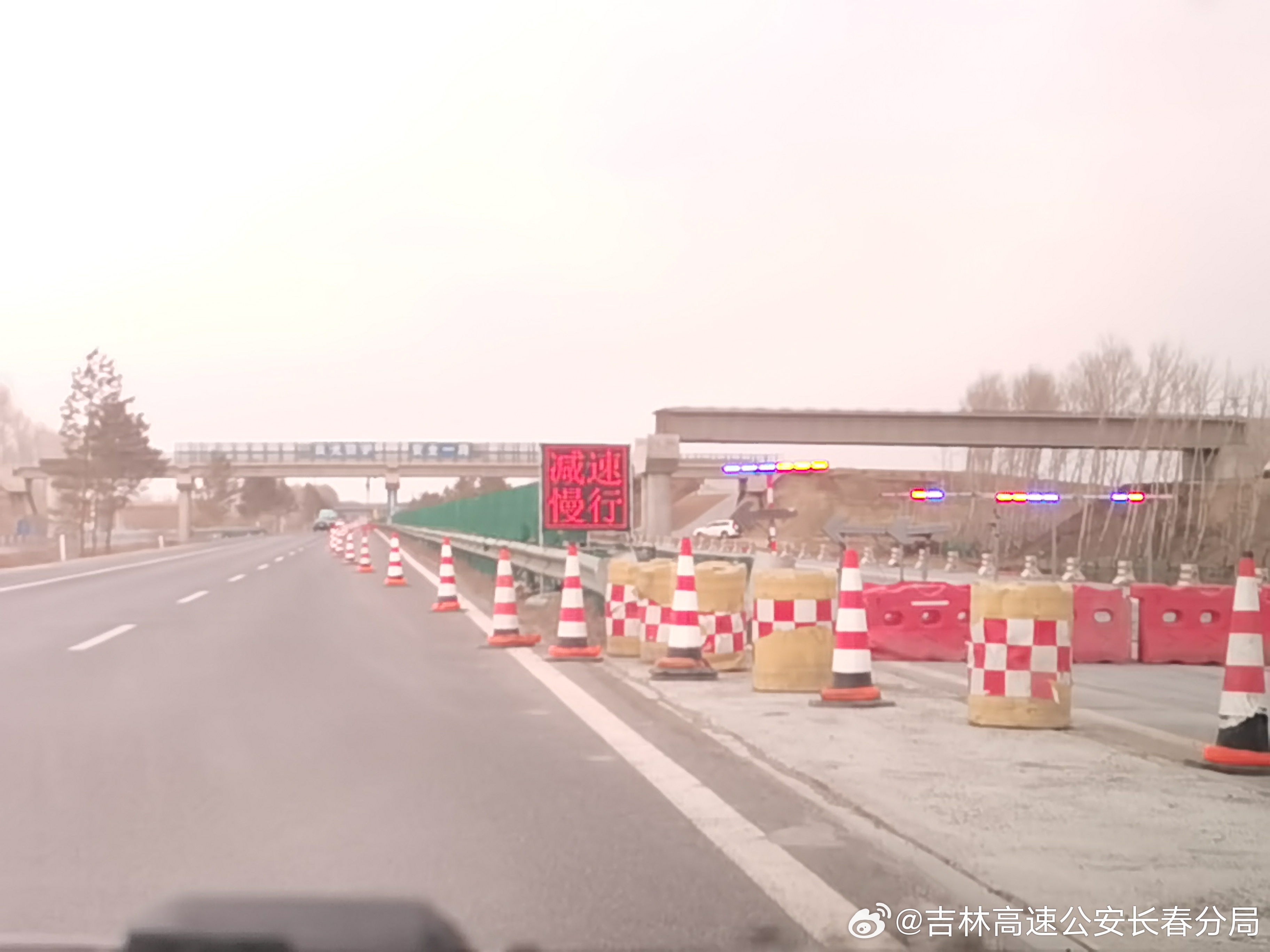 沈阳高速今日封路原因解析，突发事故与道路维修双重影响