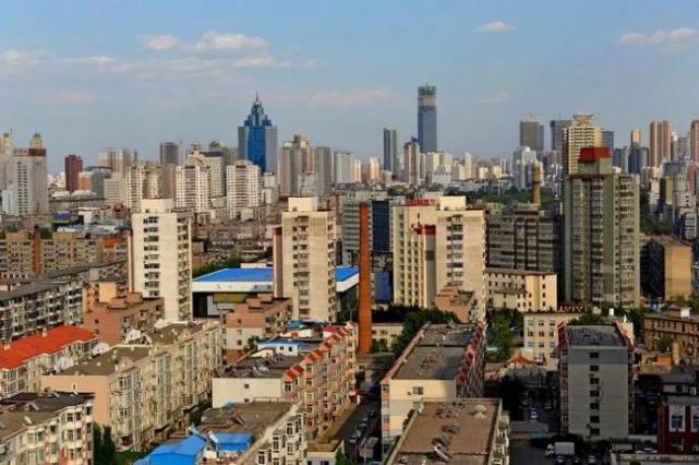 沈阳与西安，两座古城的疫情应对与城市韧性