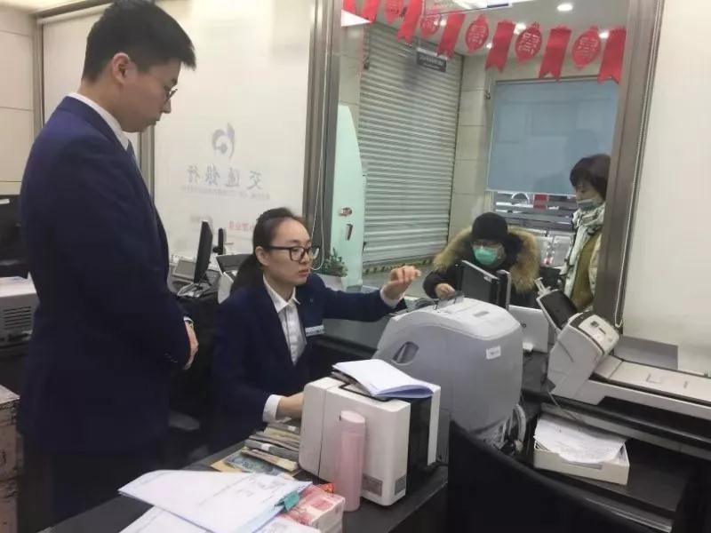 上海最新感染人数持续下降，疫情防控成效显著