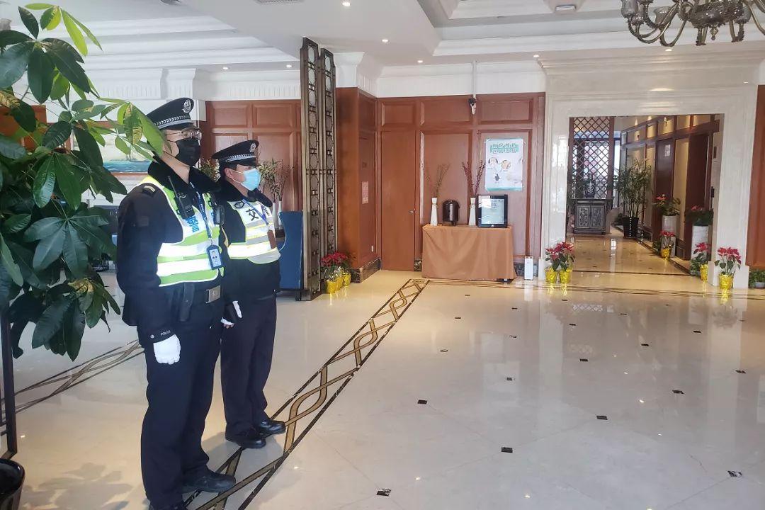 上海疫情严重还是北京？两地疫情对比分析与防控策略