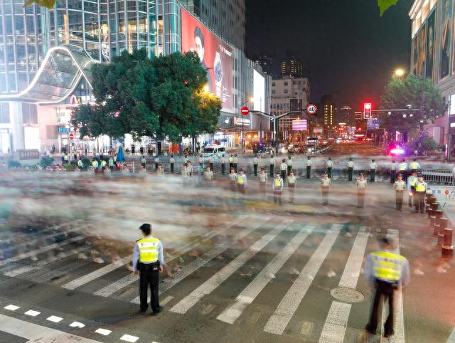 上海乌鲁木齐路抗议事件，背景、经过与深层社会影响