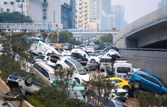 上海乌鲁木齐路抗议事件，背景、经过与深层社会影响