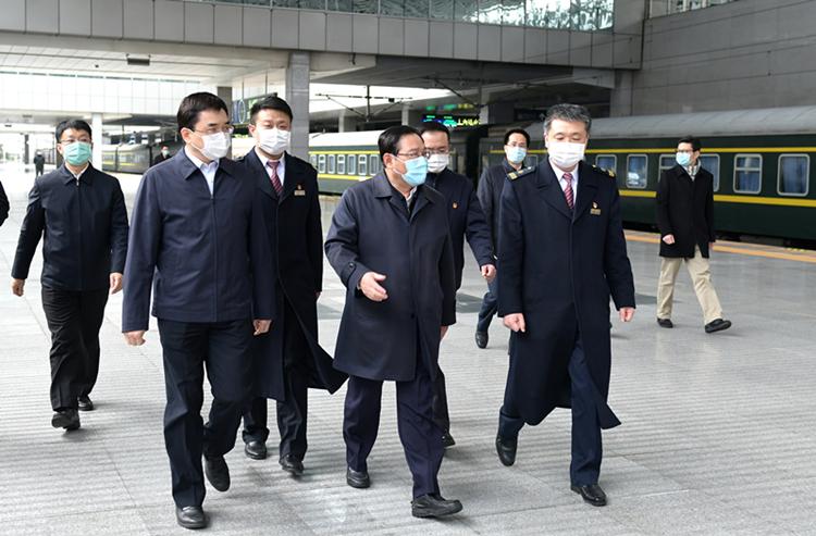 2024年上海市疫情防控最新政策解读，优化措施与常态化管理