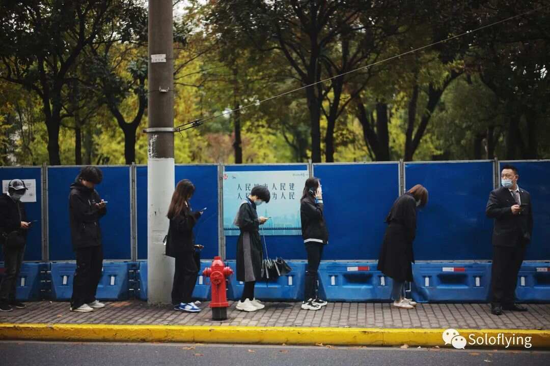 上海抗疫纪实，新闻镜头下的城市韧性与人文温度