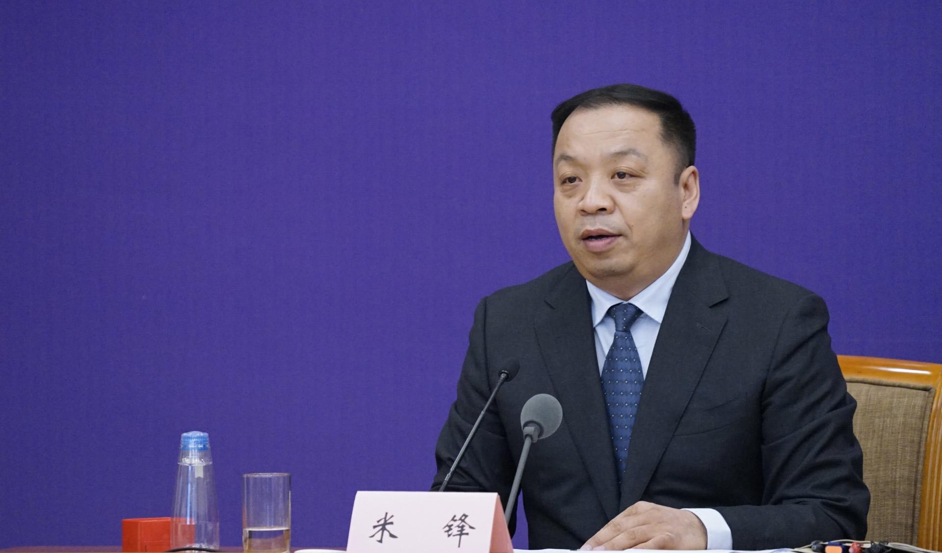 上海与新疆，疫情下的双城记与联防联控新思考