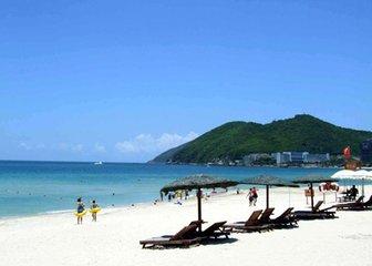 上海与三亚，疫情下的双城记与旅游业的韧性复苏