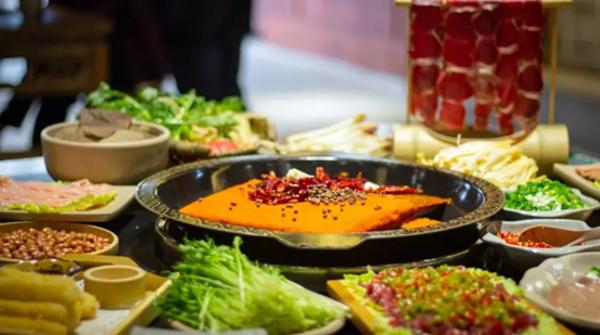 重庆火锅探秘一场麻辣鲜香的味蕾冒险，去重庆火锅必知的10个真相！
