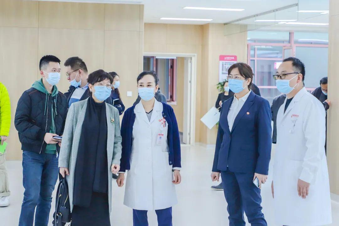 青海省疫情管控升级，西安发布最新出行通告，严防跨省传播